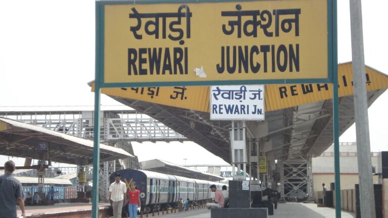 रेवाड़ी से हरिद्वार वेरावल और ओखा के लिए मंजूर नई ट्रेन सेवाओं की टाइमिंग