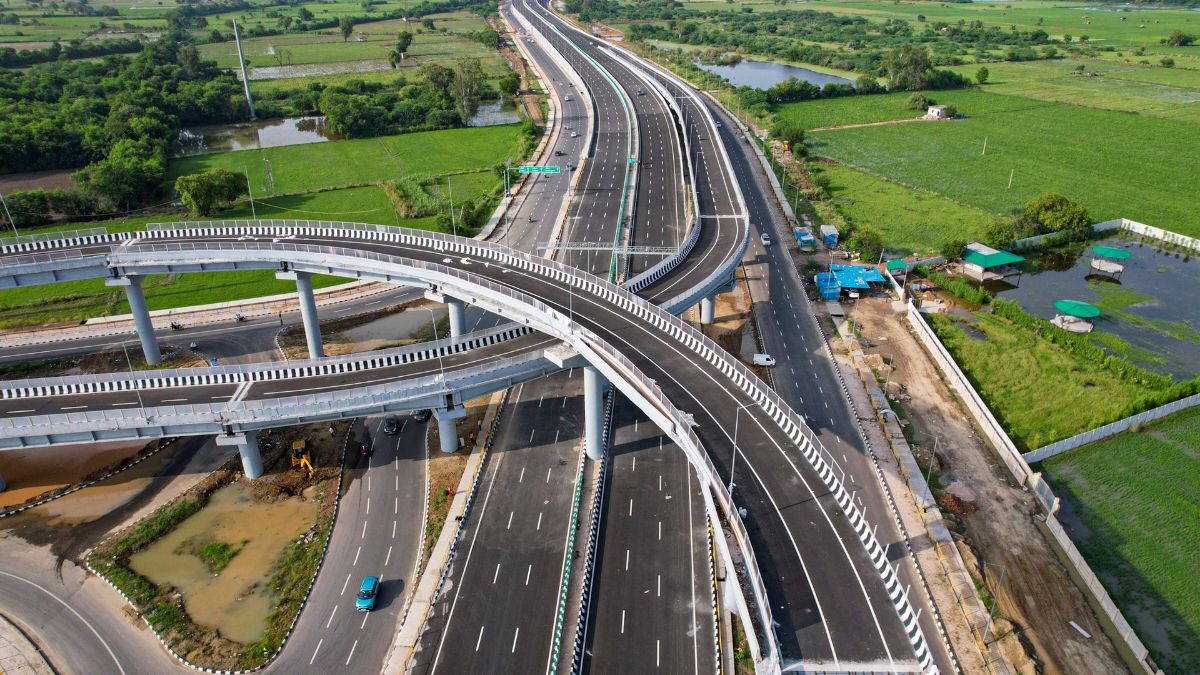 बड़वासनी में UER-2 से जुड़ा NH-352A ग्रीनफील्ड हाईवे फ्लाईओवर